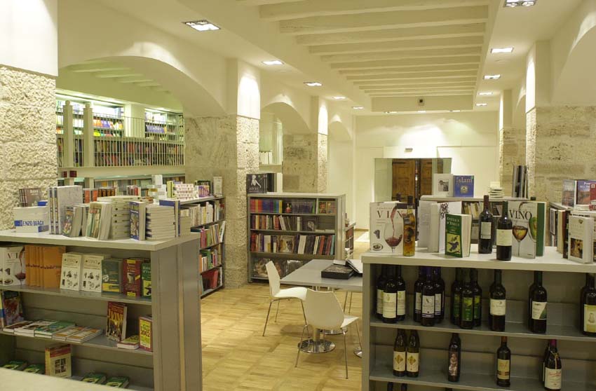 Libreria Rinascita